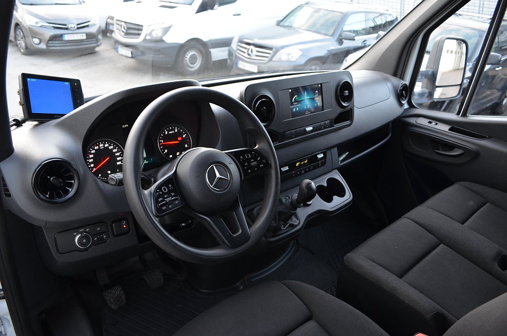 Mercedes-Benz Sprinter 2020 - miniatyr 9