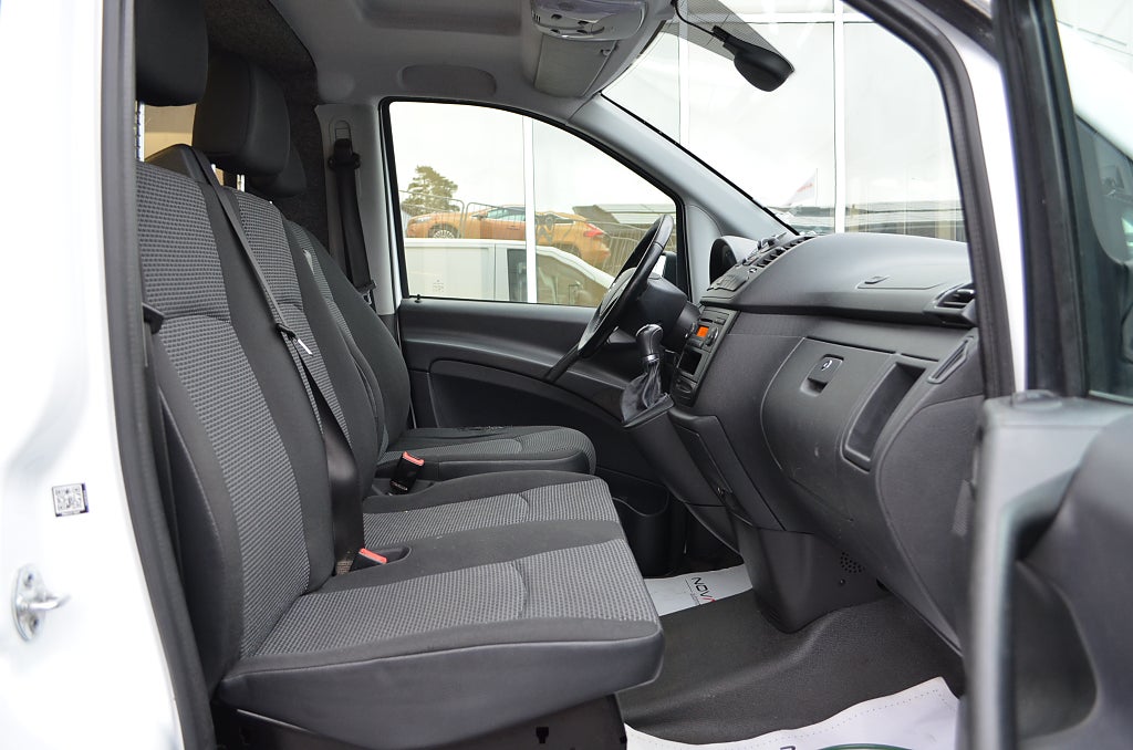 Mercedes-Benz Vito 2014 - miniatyr 11