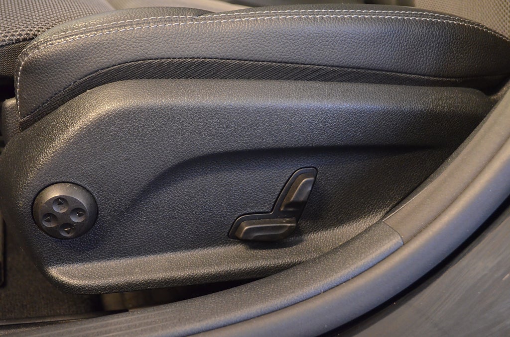 Mercedes-Benz C 2020 - miniatyr 18