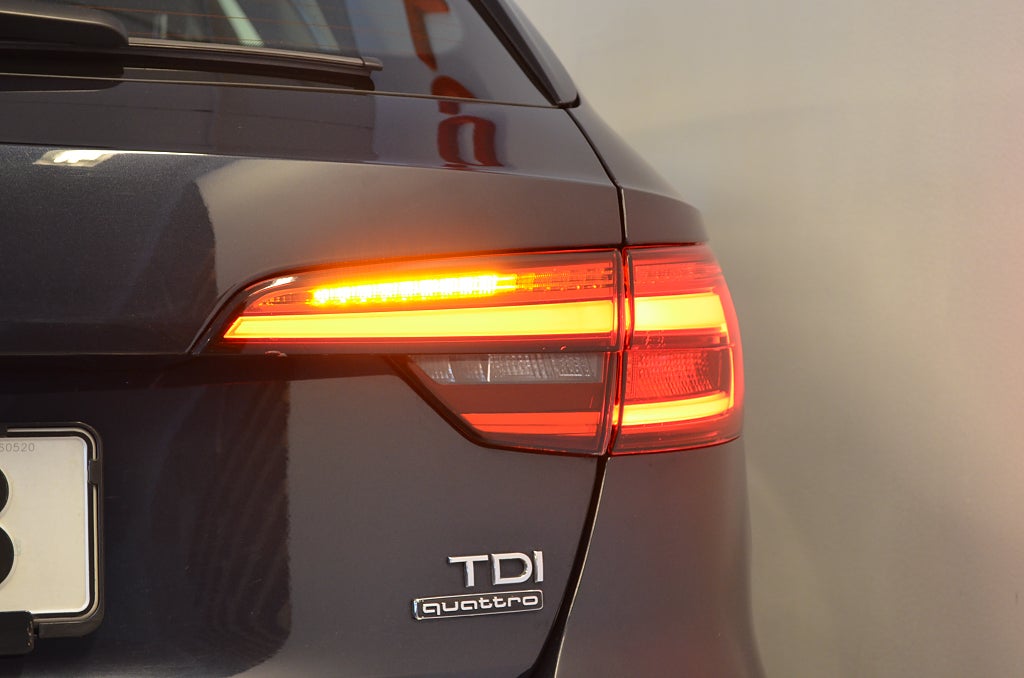Audi A4 2016 - miniatyr 24