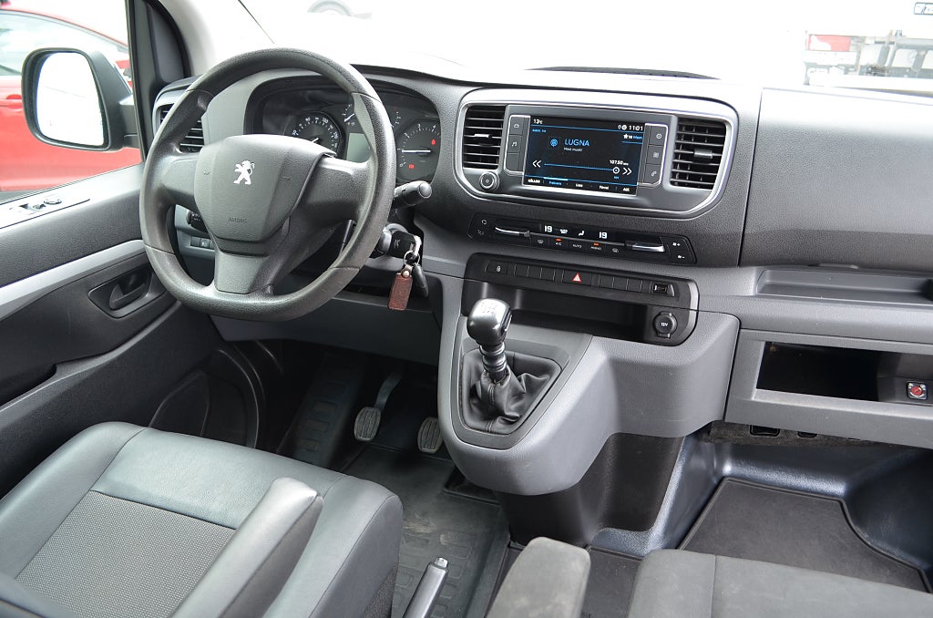 Peugeot Expert 2019 - miniatyr 2