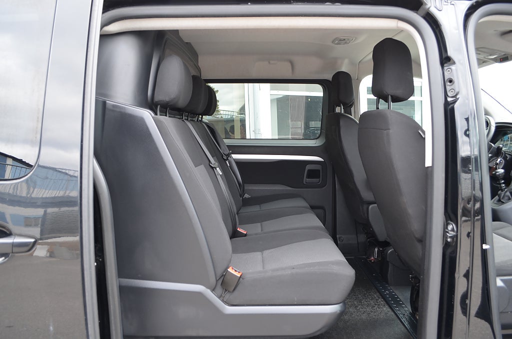 Peugeot Expert 2019 - miniatyr 3