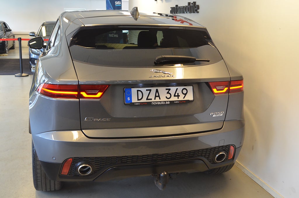 Jaguar E-Pace 2018 - miniatyr 25