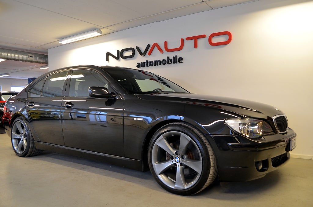 BMW 730 d Sportpaket Shadowline Softclose Komfortstolar 20"