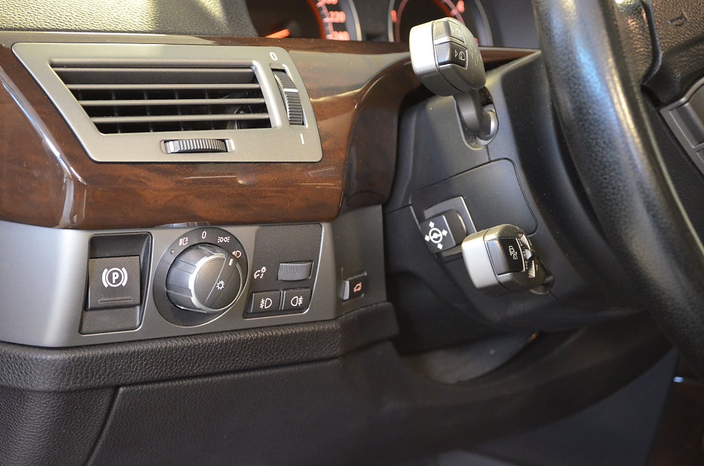 BMW 730 2008 - miniatyr 11