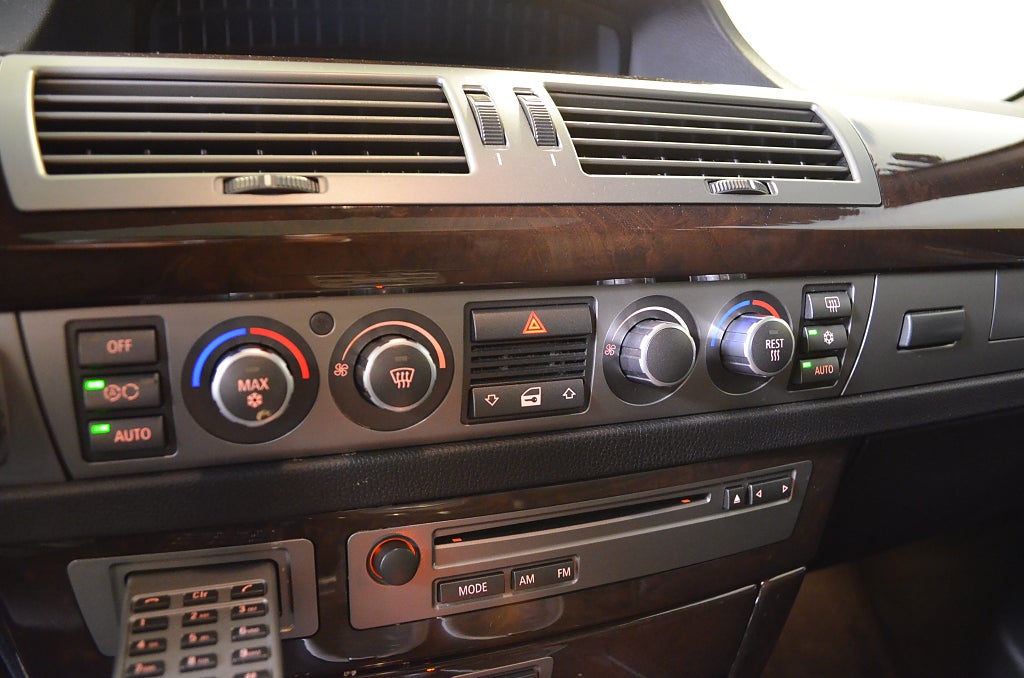 BMW 730 2008 - miniatyr 12