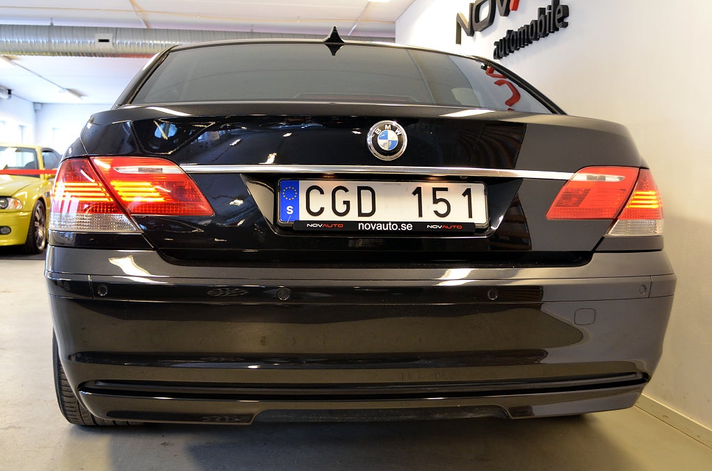 BMW 730 2008 - miniatyr 7