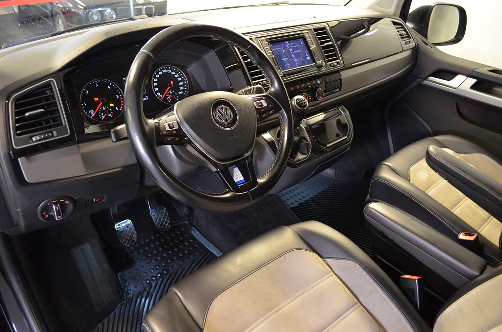 Volkswagen Multivan 2016 - miniatyr 3