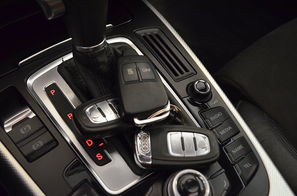 Audi A4 2010 - miniatyr 13