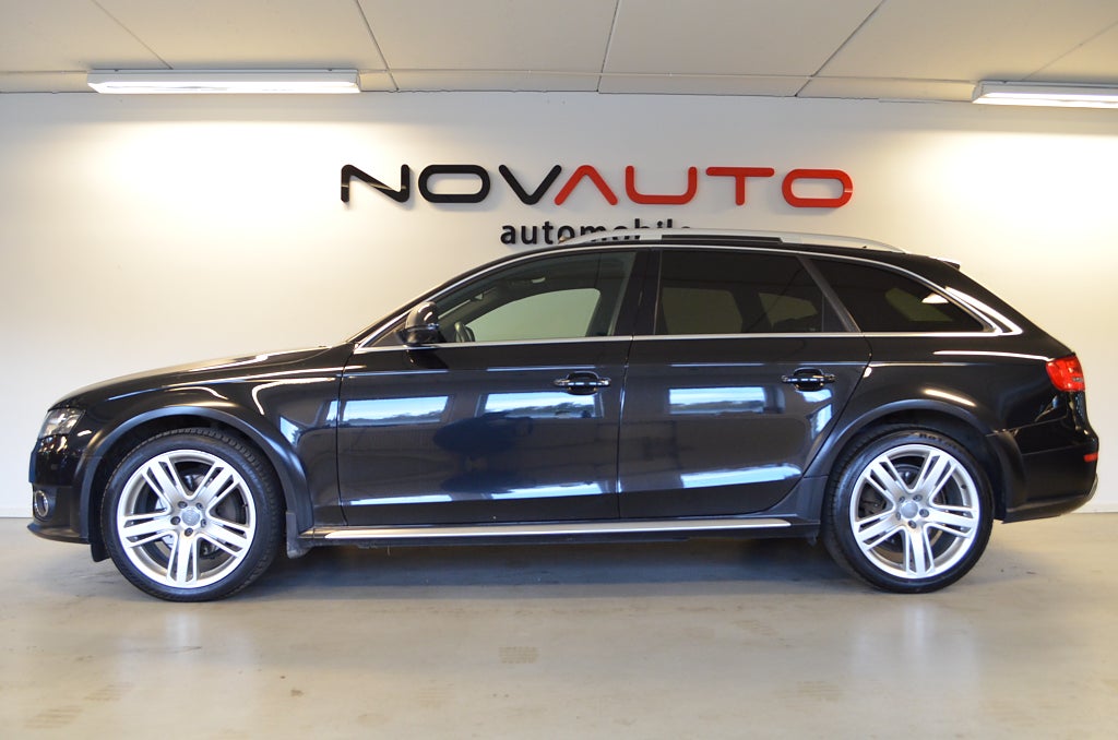 Audi A4 2010 - miniatyr 5