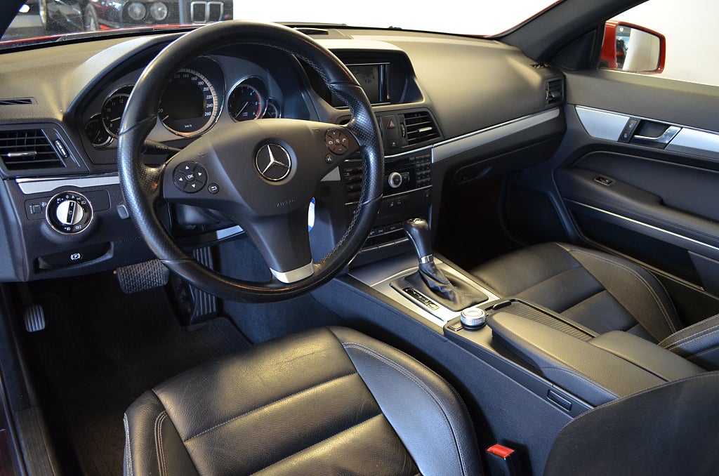 Mercedes-Benz E 2010 - miniatyr 2