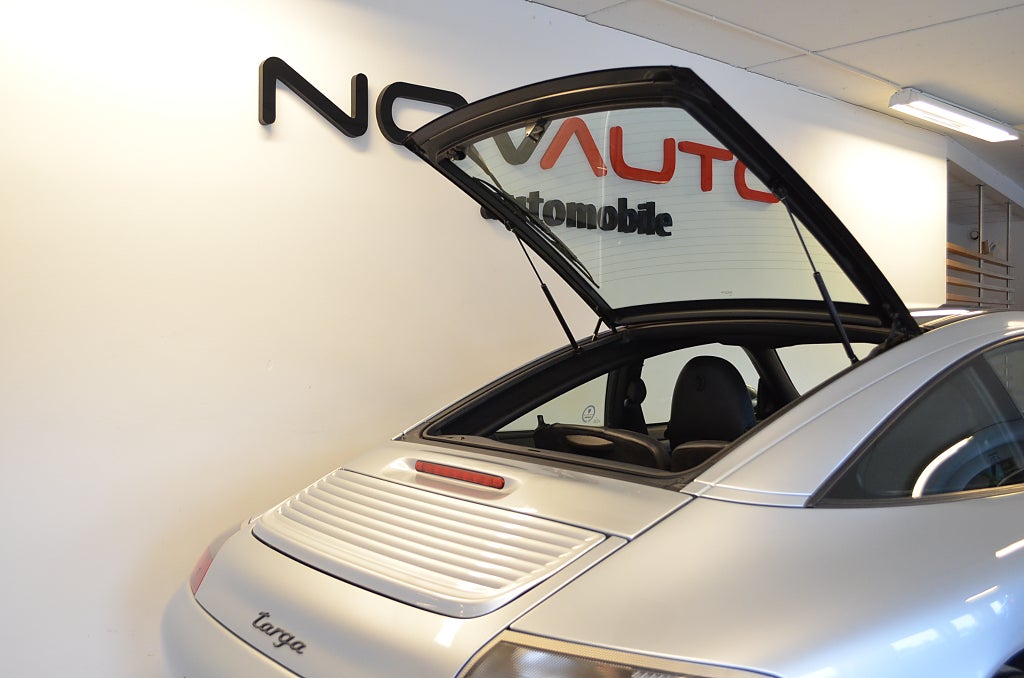 Porsche 911 2003 - miniatyr 9