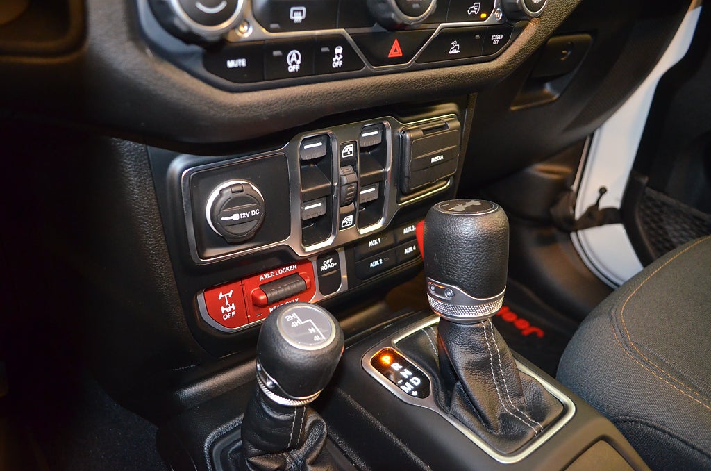 Jeep Wrangler 2024 - miniatyr 12