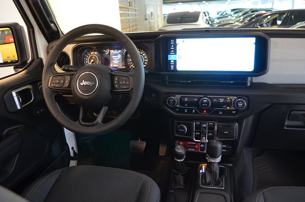 Jeep Wrangler 2024 - miniatyr 4