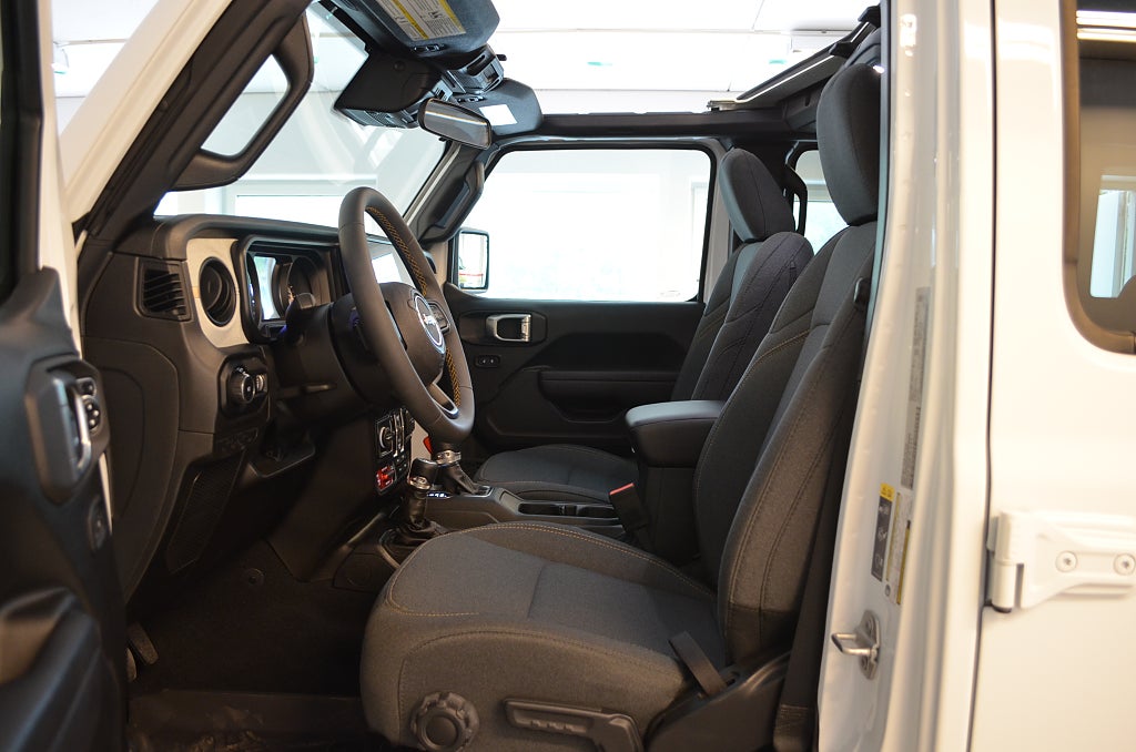 Jeep Wrangler 2024 - miniatyr 9