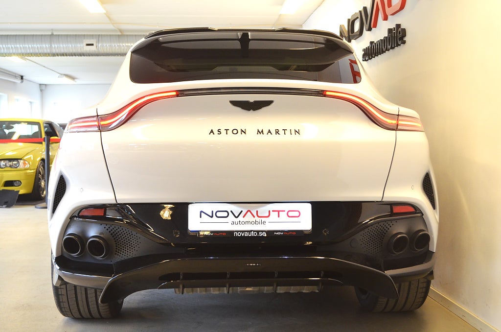 Aston Martin DBX 2023 - miniatyr 6