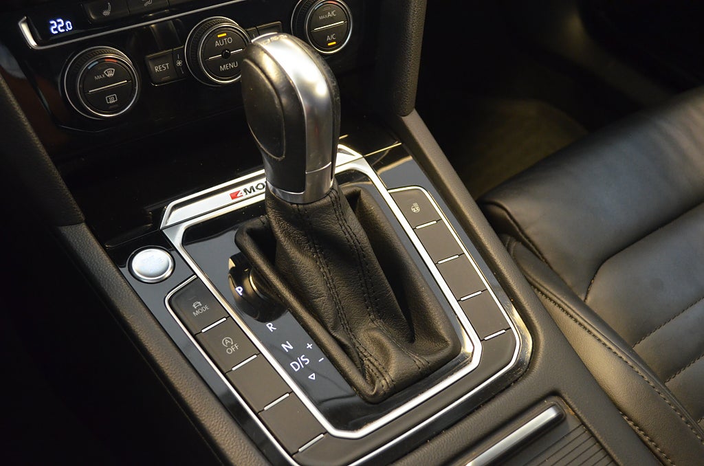 Volkswagen Passat 2018 - miniatyr 15