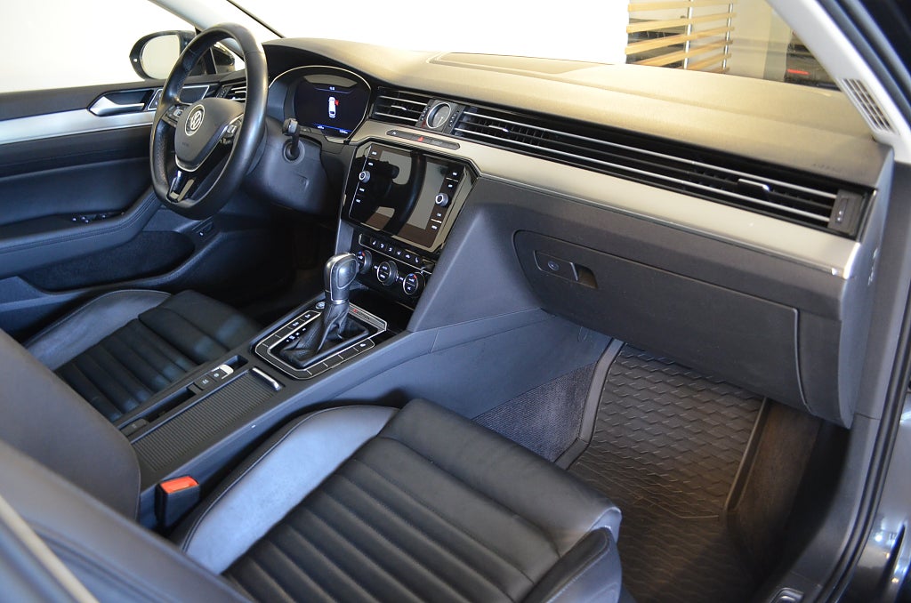 Volkswagen Passat 2018 - miniatyr 19