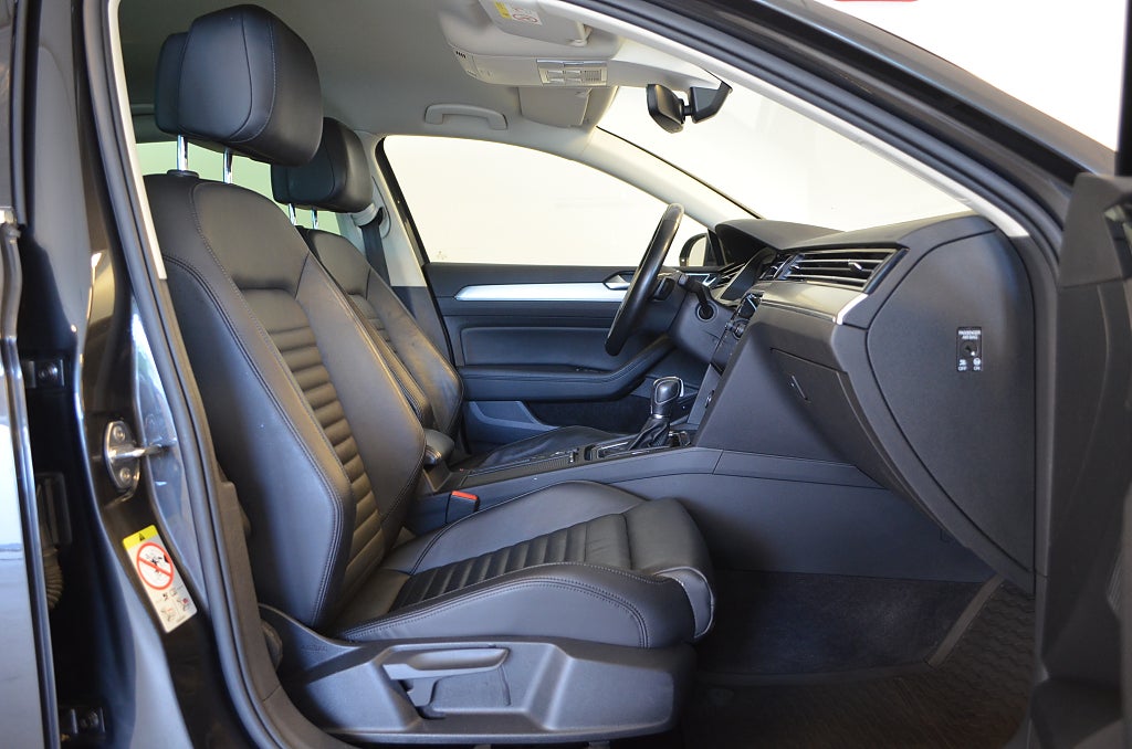 Volkswagen Passat 2018 - miniatyr 20