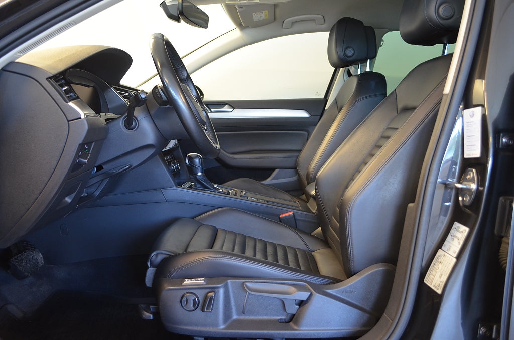 Volkswagen Passat 2018 - miniatyr 9