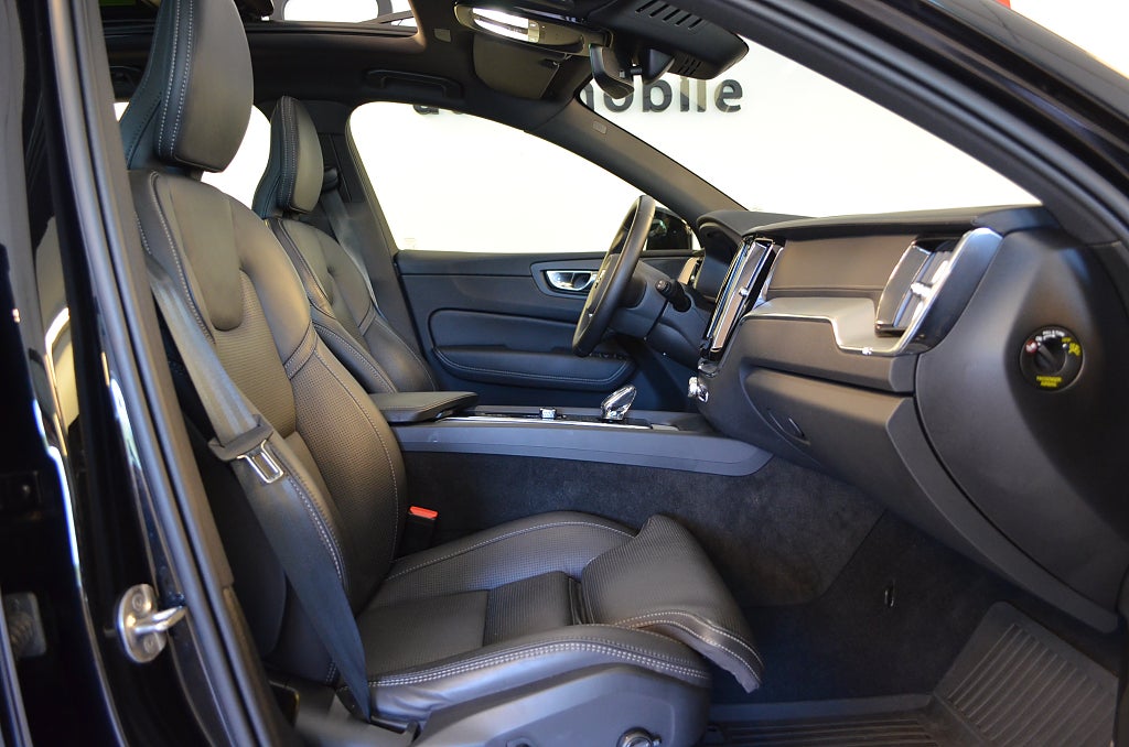 Volvo XC60 2025 - miniatyr 22