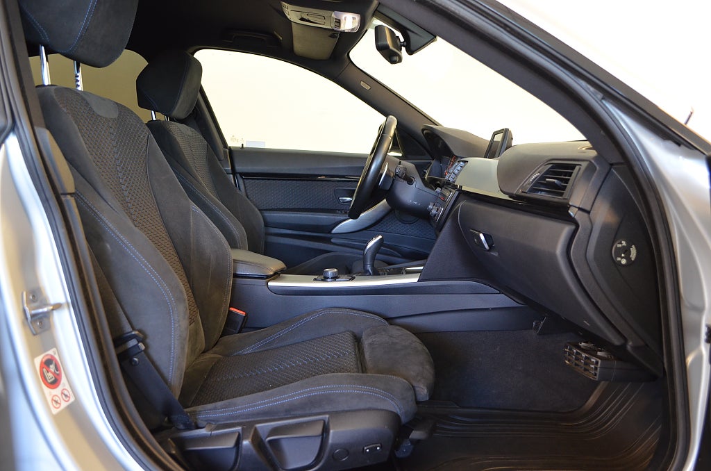BMW 320d 2016 - miniatyr 18