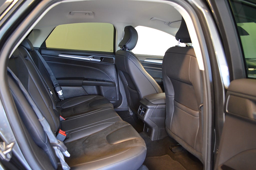 Ford Mondeo 2016 - miniatyr 23