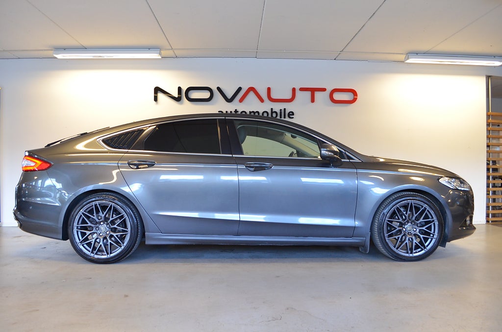 Ford Mondeo 2016 - miniatyr 26