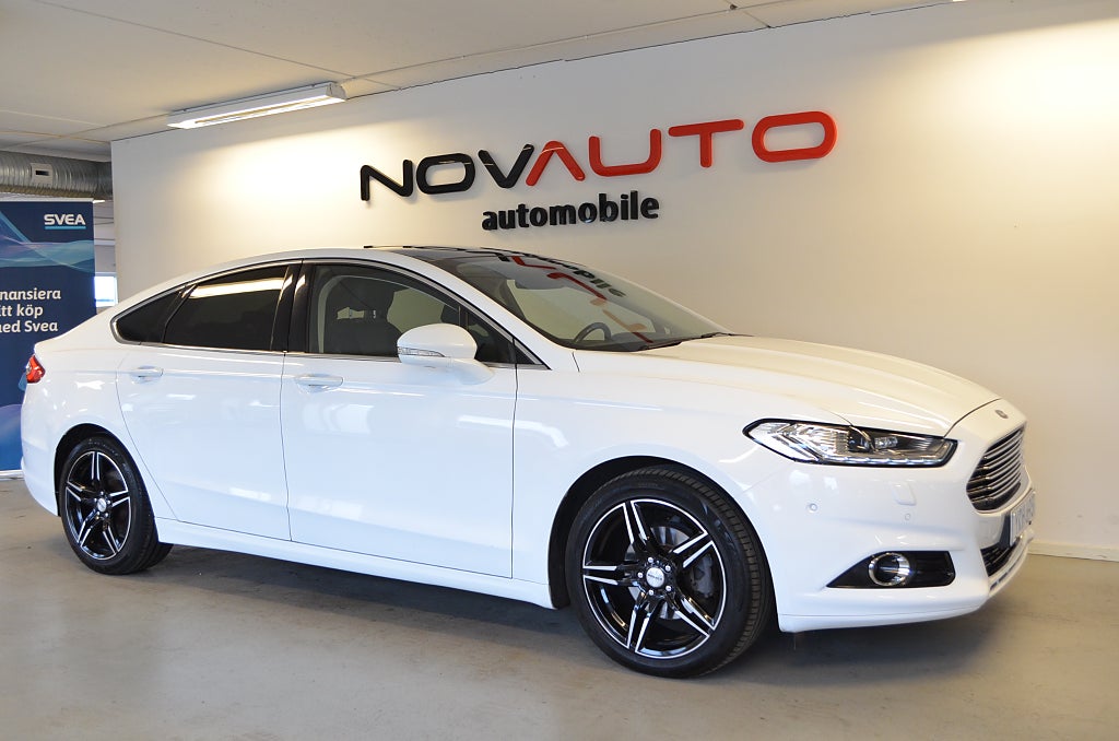 Ford Mondeo 2.0 TDCi Business Panorama Värmare GPS Kamera Momsbil
