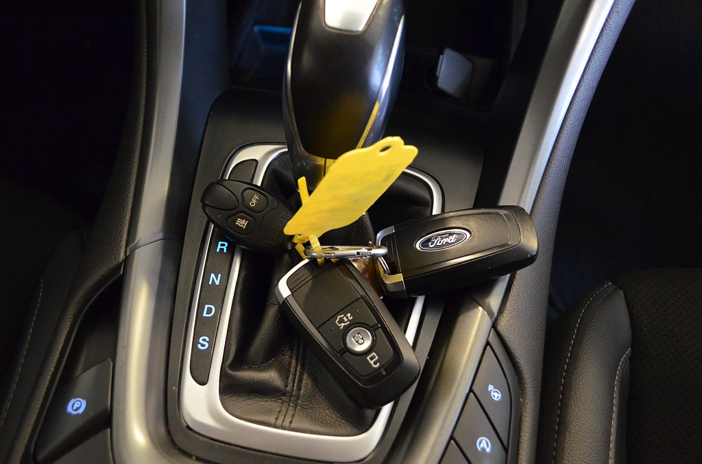Ford Mondeo 2019 - miniatyr 14