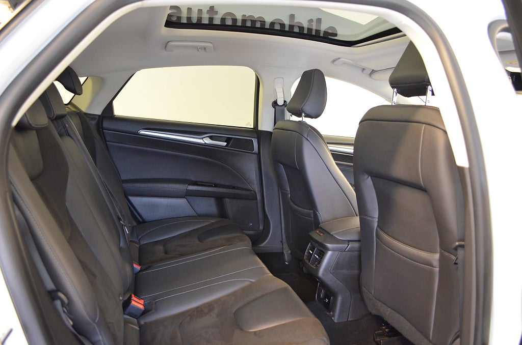 Ford Mondeo 2019 - miniatyr 18