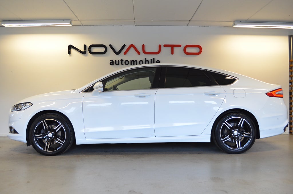 Ford Mondeo 2019 - miniatyr 4