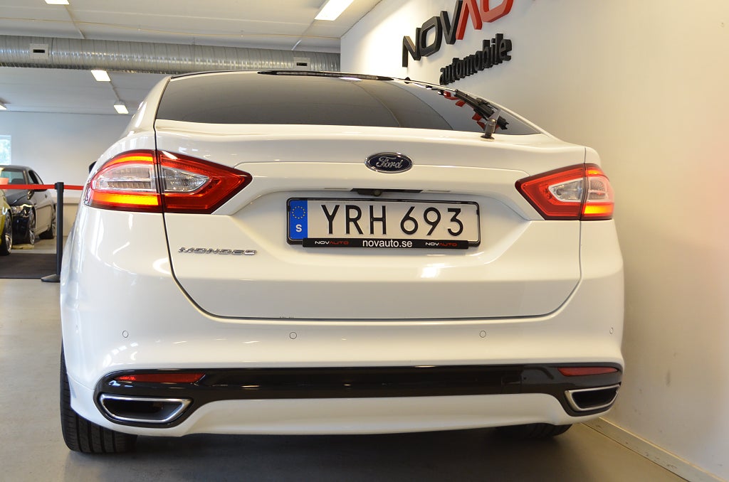 Ford Mondeo 2019 - miniatyr 6
