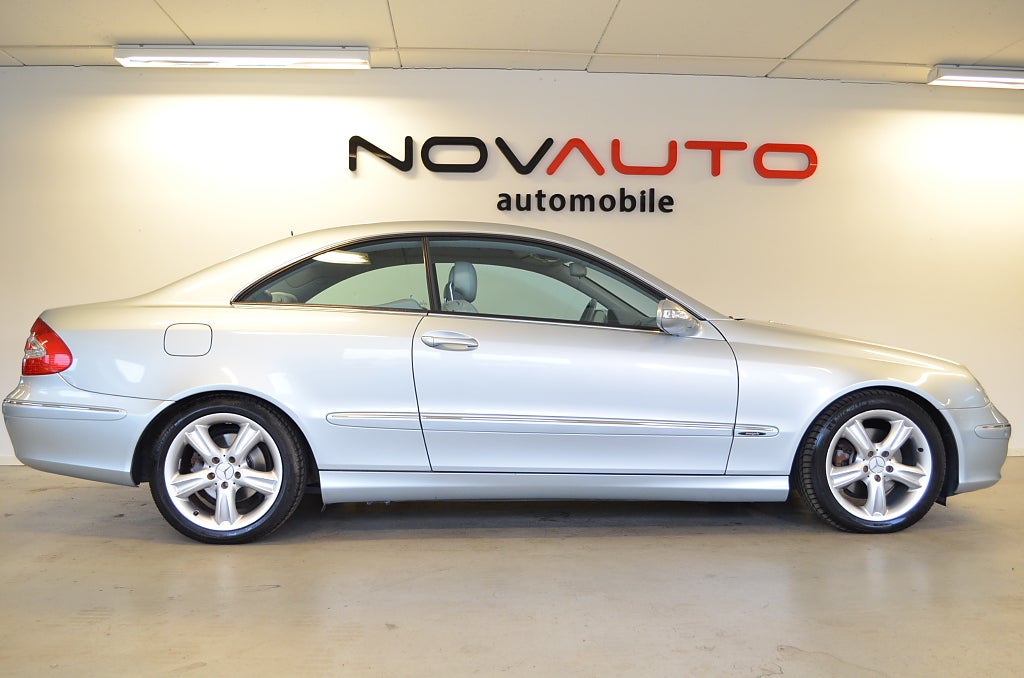 Mercedes-Benz CLK 2005 - miniatyr 18