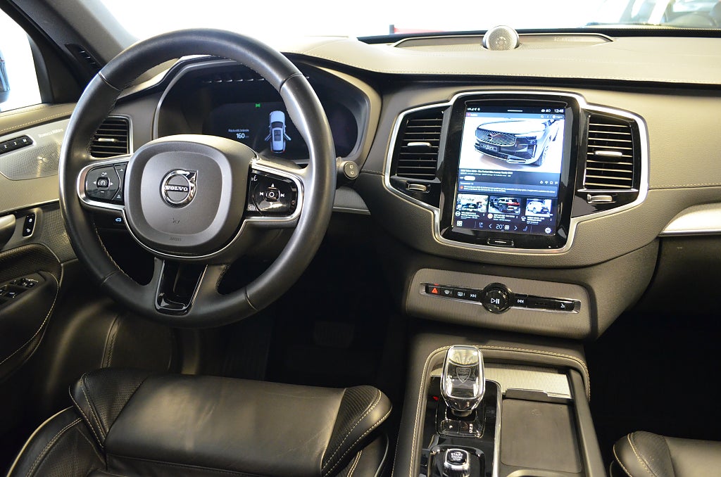 Volvo XC90 2024 - miniatyr 2