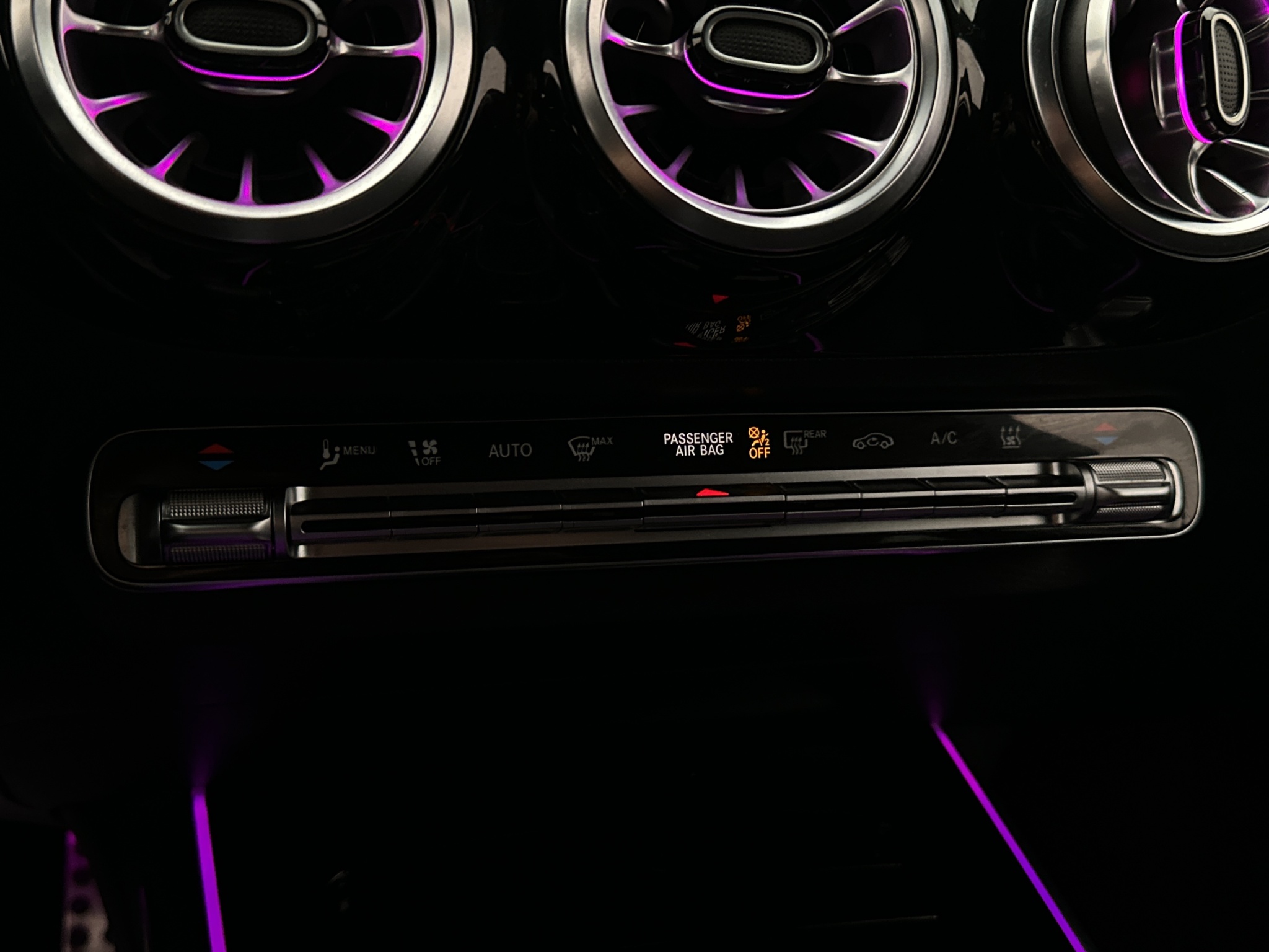 Mercedes-benz EQA 2024 - miniatyr 24