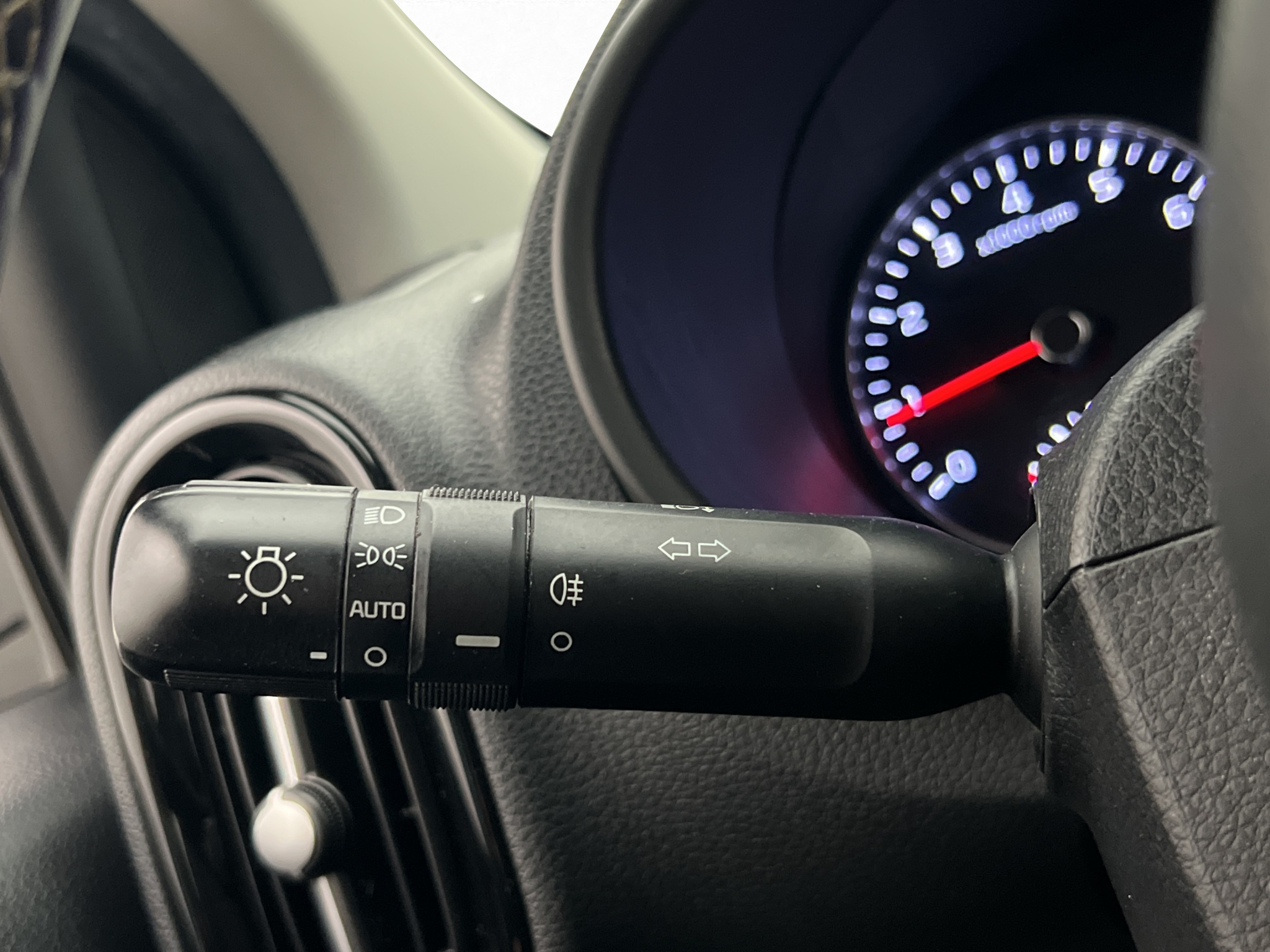 Kia Picanto 2023 - miniatyr 10
