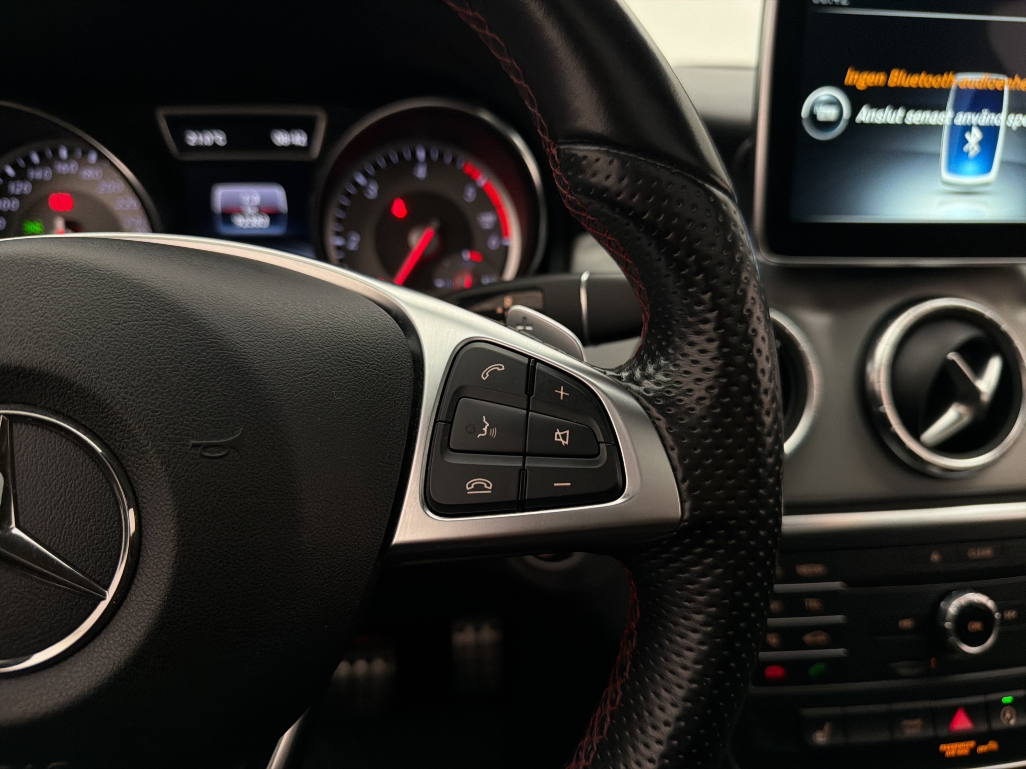Mercedes-benz CLA 2016 - miniatyr 18