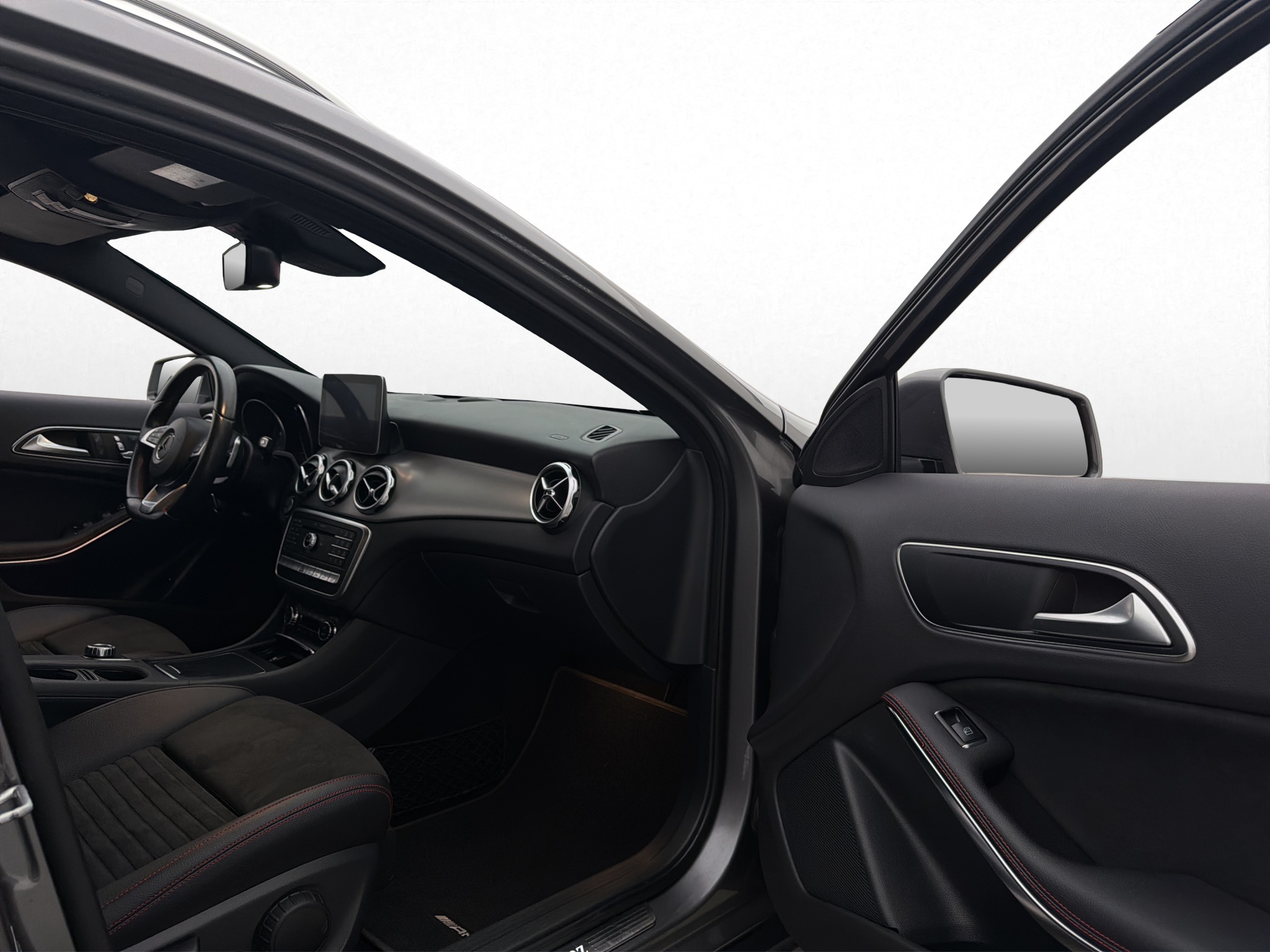 Mercedes-benz GLA 2018 - miniatyr 26