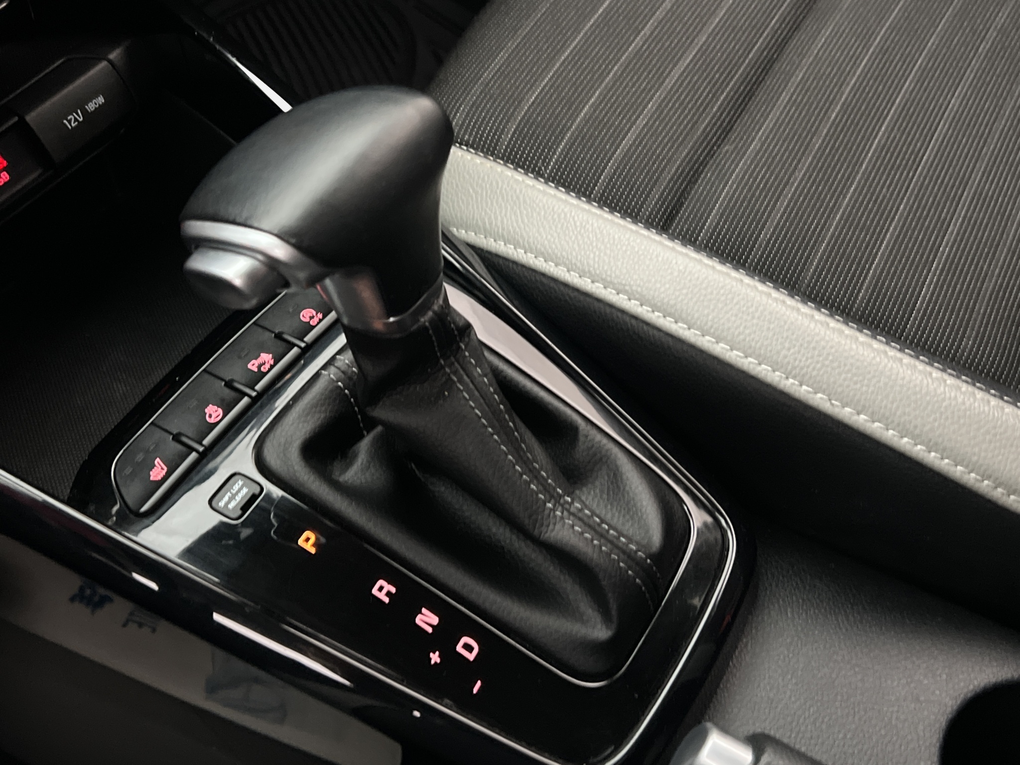 Kia Stonic 2019 - miniatyr 20