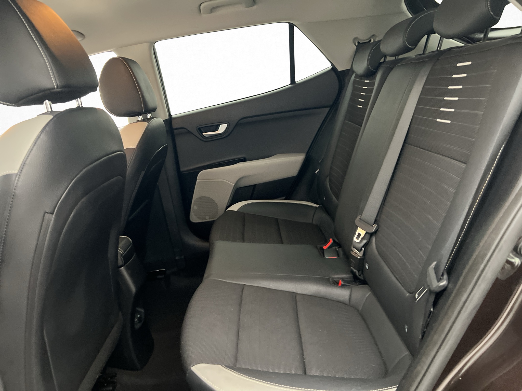 Kia Stonic 2019 - miniatyr 23
