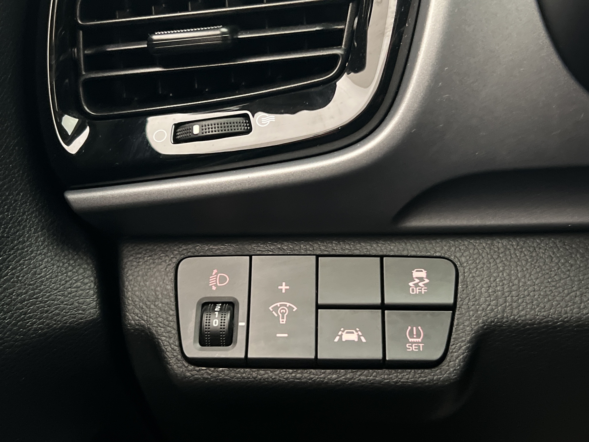 Kia Stonic 2019 - miniatyr 10