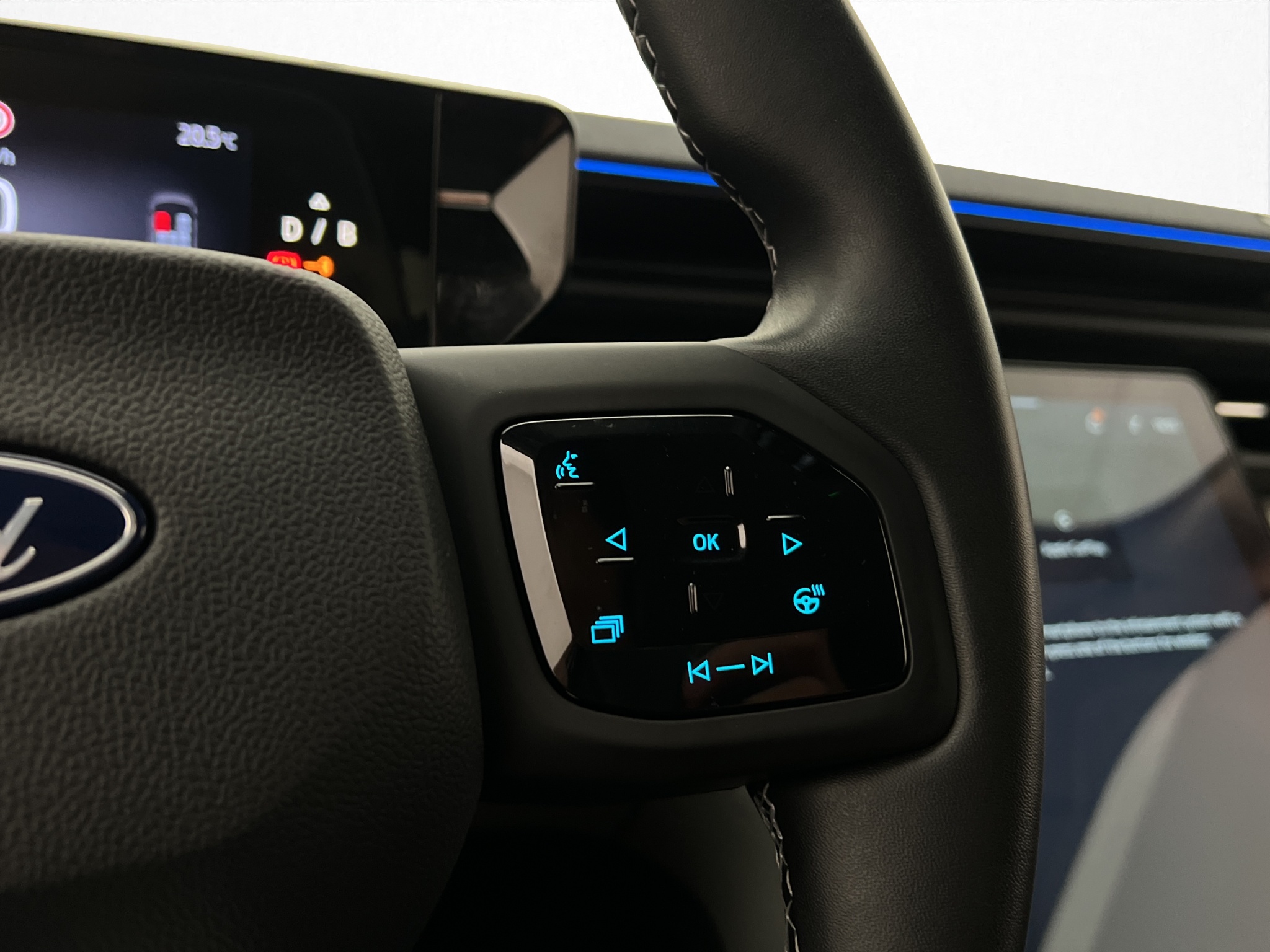 Ford Explorer 2024 - miniatyr 20