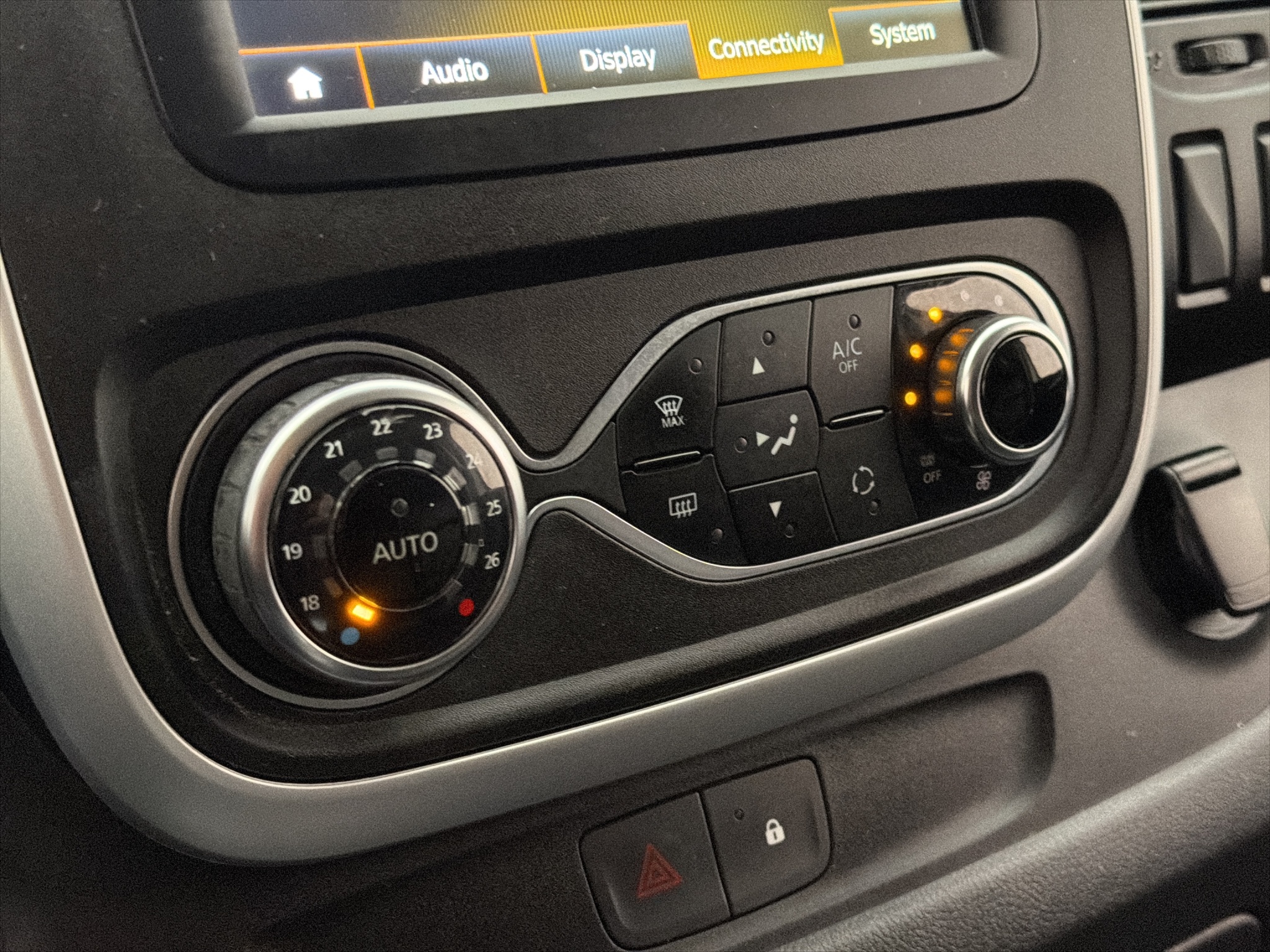 Renault trafic 2021 - miniatyr 23