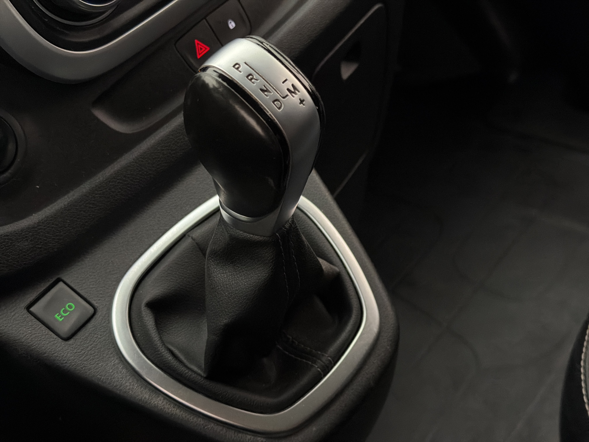 Renault trafic 2021 - miniatyr 24