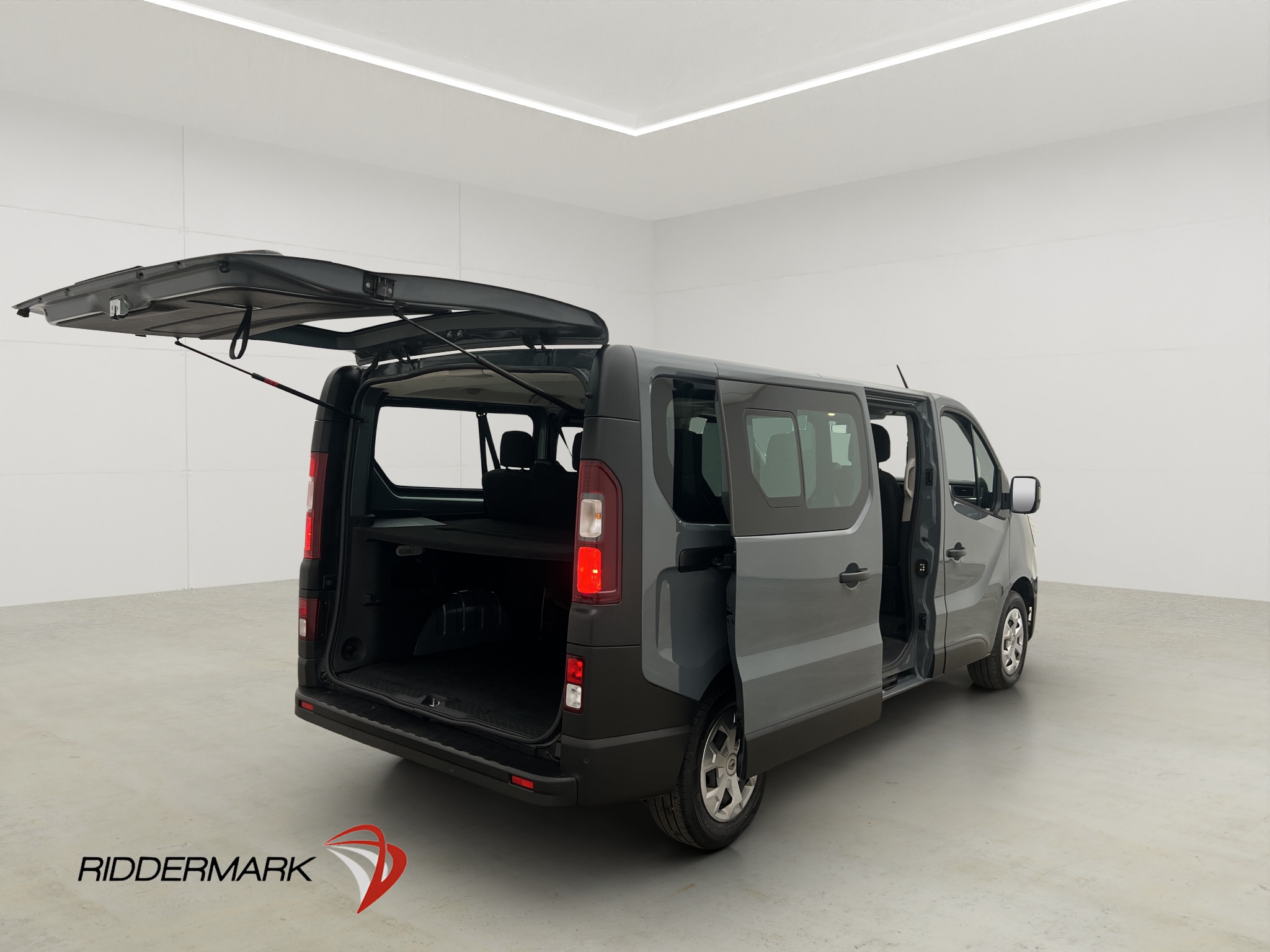 Renault trafic 2022 - miniatyr 2