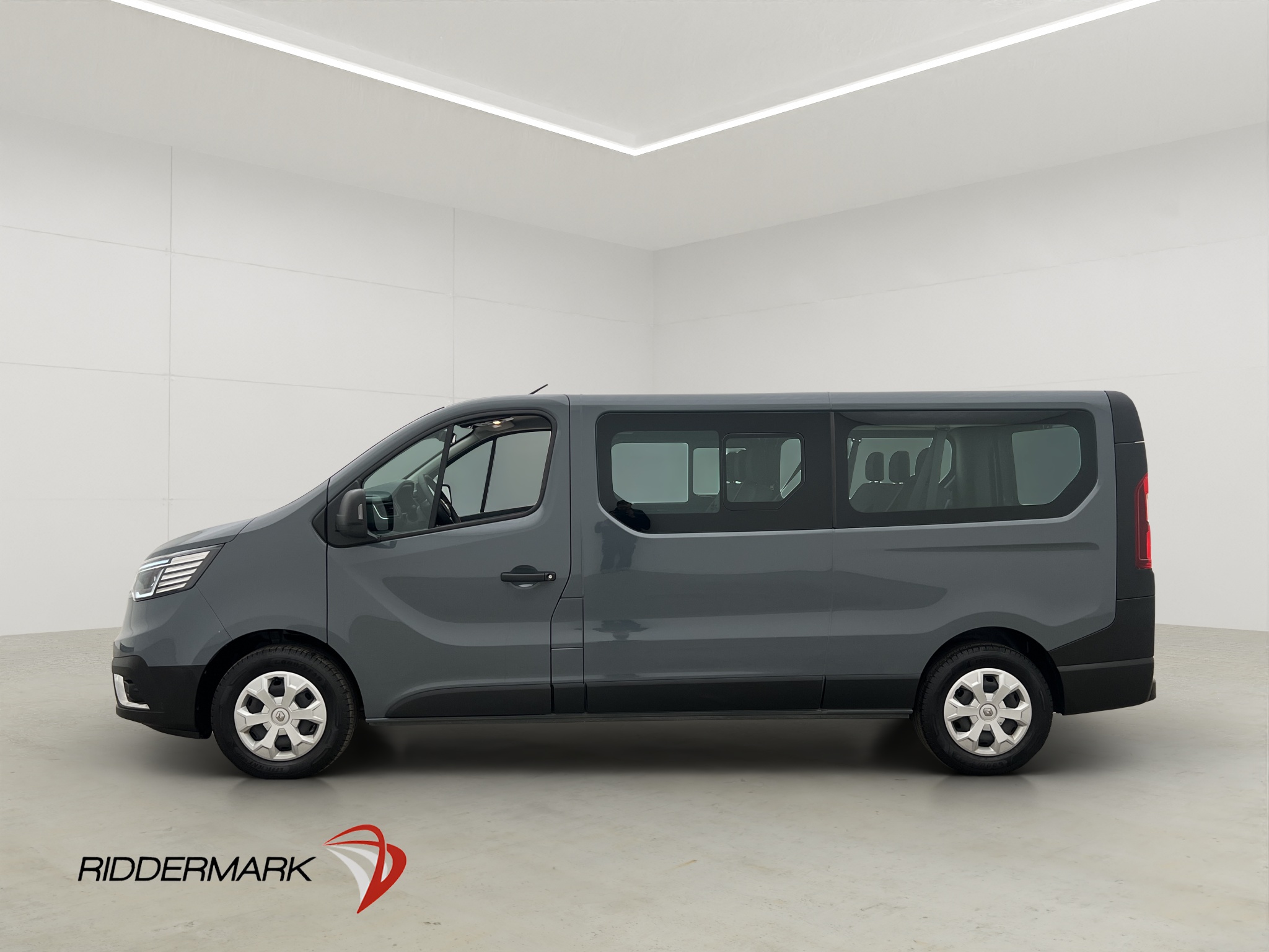 Renault trafic 2022 - miniatyr 9