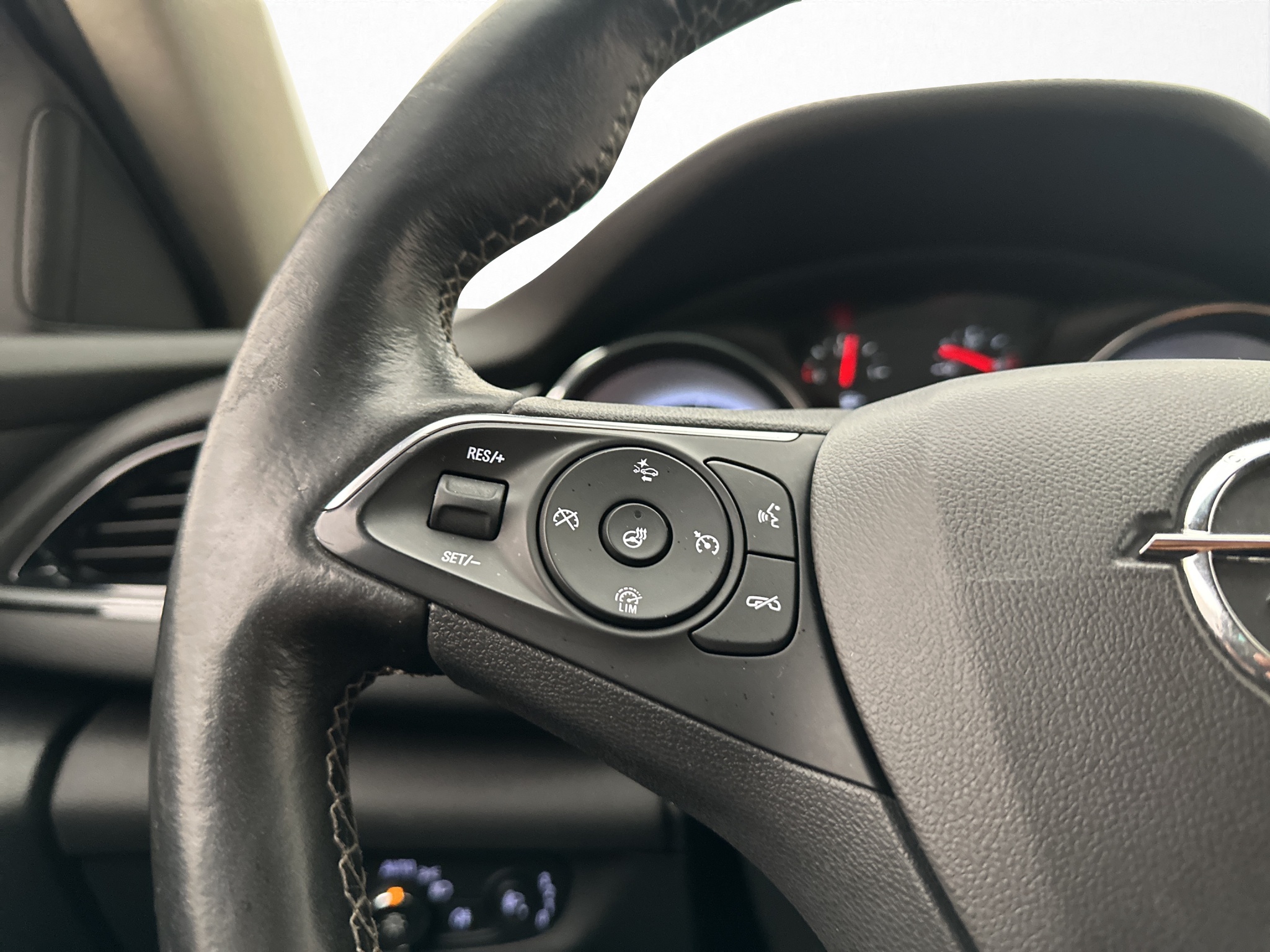 Opel Insignia 2018 - miniatyr 14