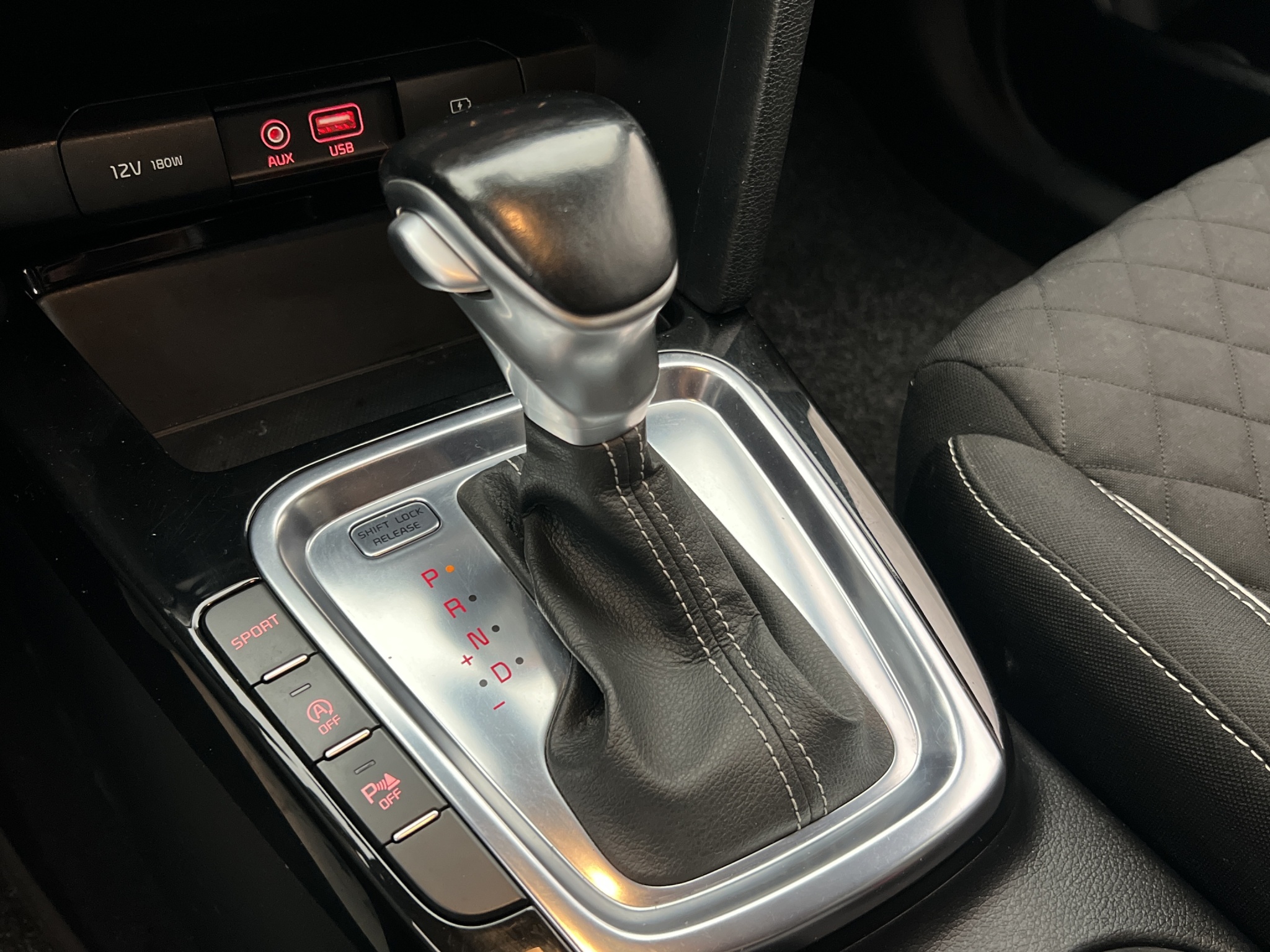 Kia Ceed 2019 - miniatyr 22