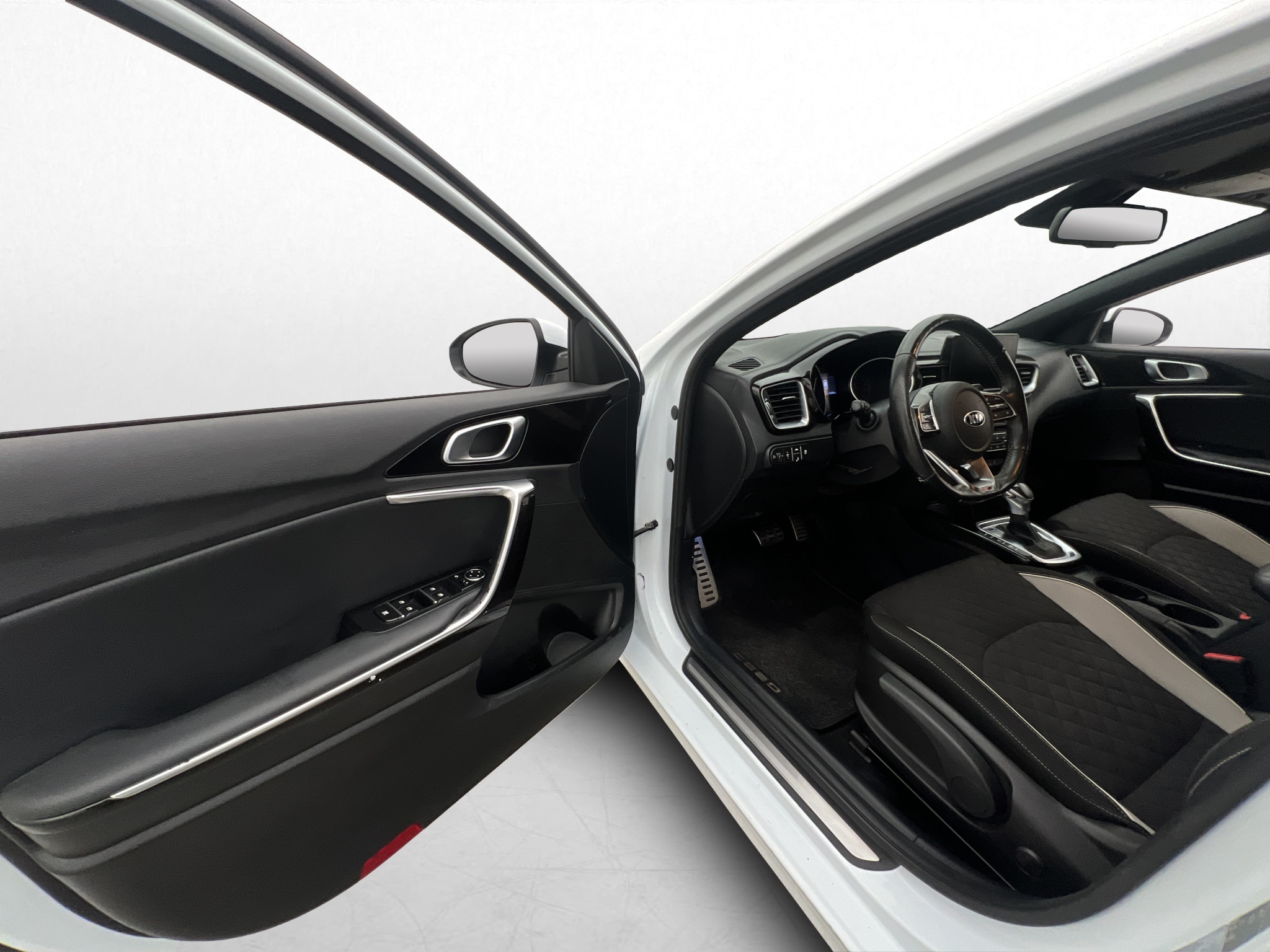 Kia Ceed 2019 - miniatyr 4